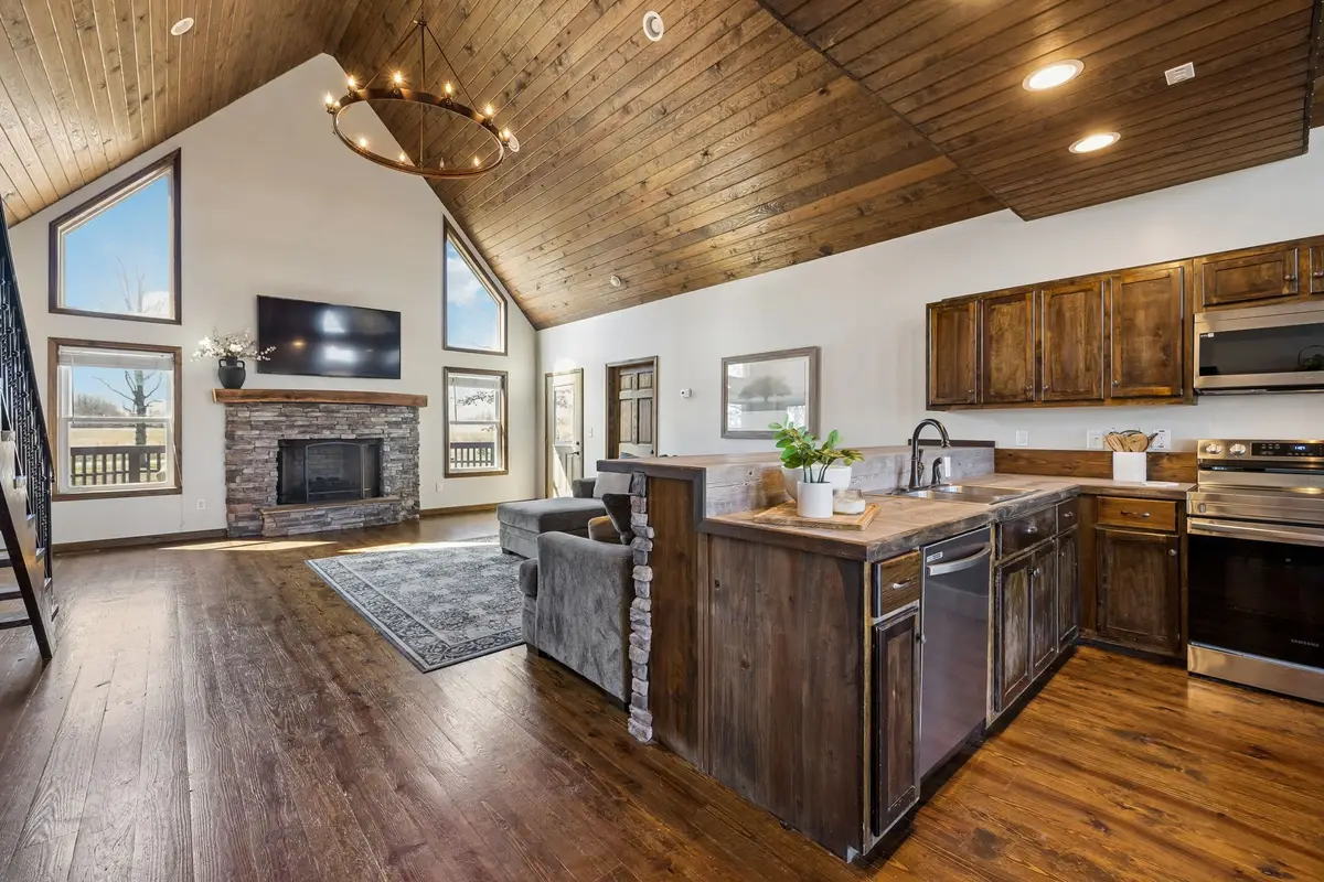 267 Switzerland Rd, Hohenwald, TN 38462 - #1