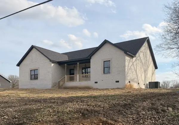 523 Old Hopkinsville Rd, Cadiz, KY 42211 - #2