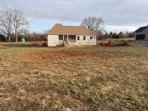 531 Old Hopkinsville Rd, Cadiz, KY 42211 - #2