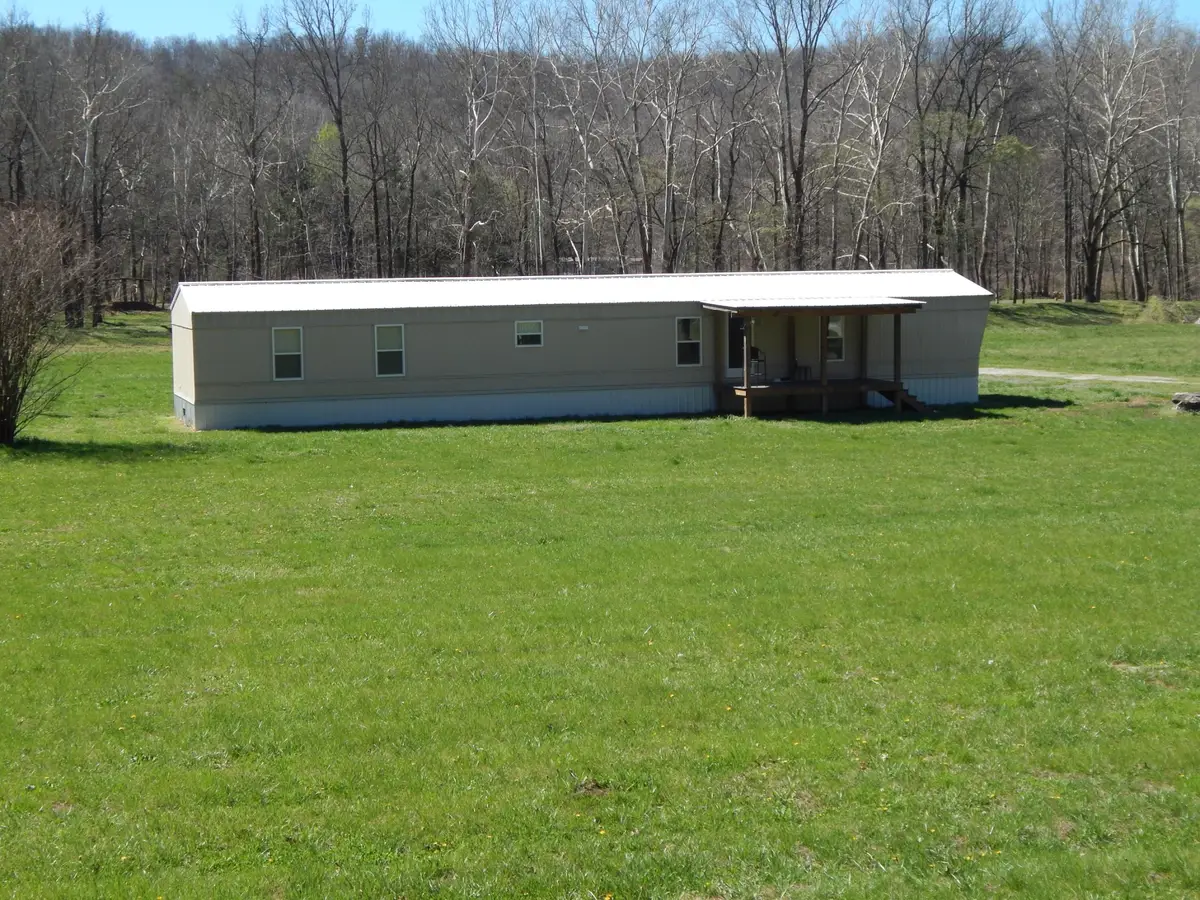 6223 Beech Creek Rd, Clifton, TN 38425 - #1