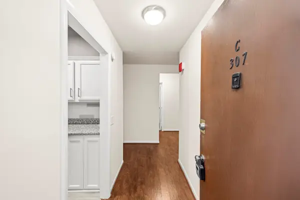 4425 Westlawn Dr #C307, Nashville, TN 37209