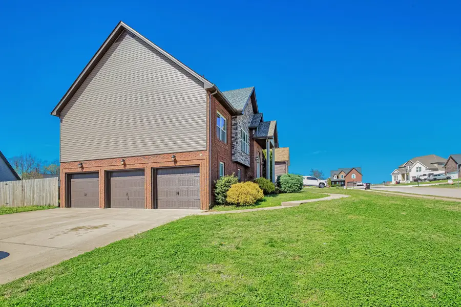 1335 Canyon Pl, Clarksville, TN 37042 - #2