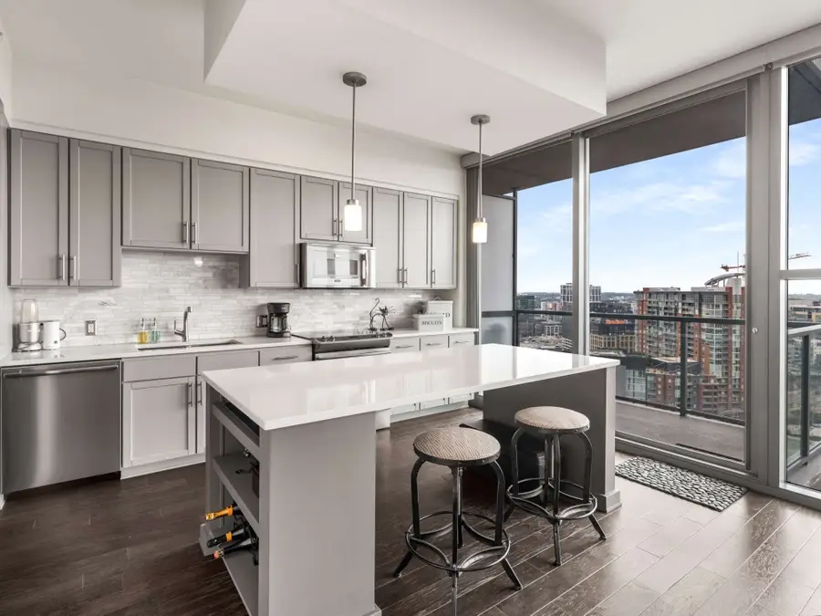 1212 Laurel St #2009 S, Nashville, TN 37203 - #3