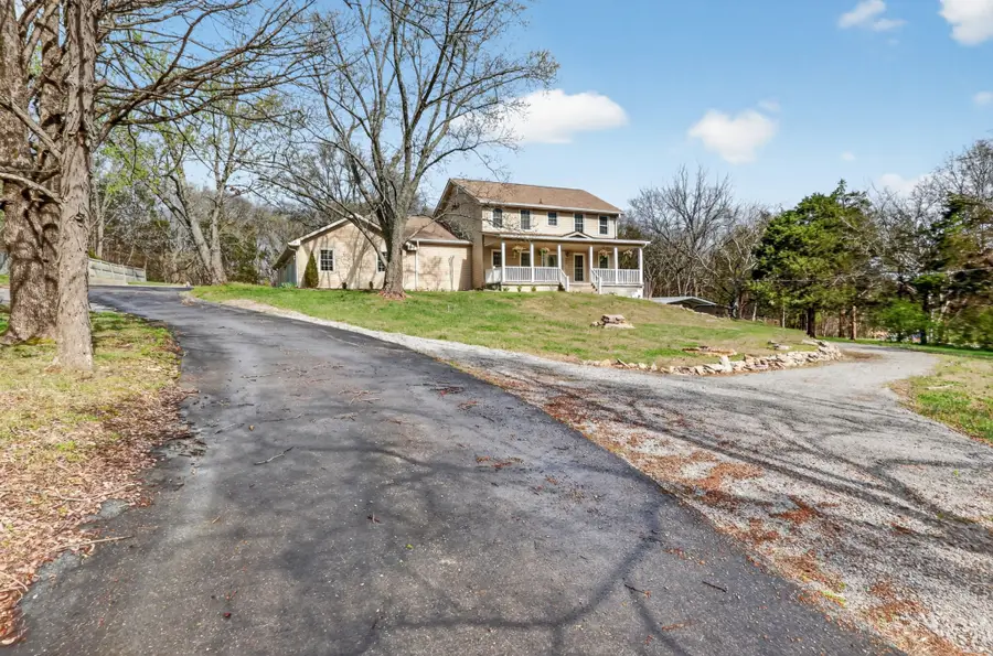 205 Bluegrass Cir, Lebanon, TN 37090 - #3