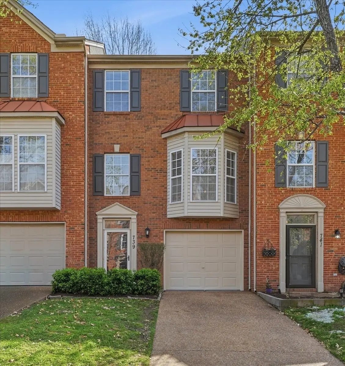 739 Huffine Manor Cir, Franklin, TN 37067 - #1