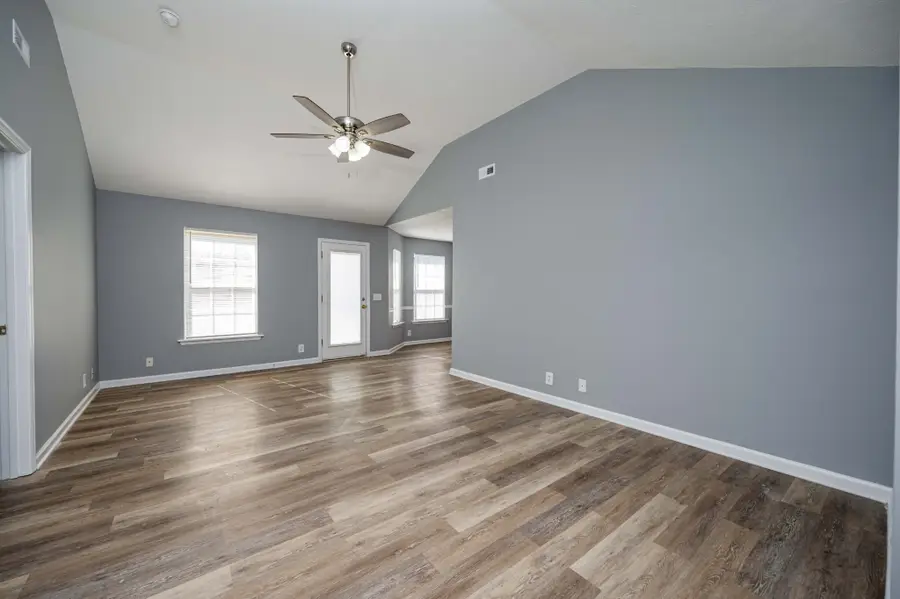 124 Breeze Dr, Murfreesboro, TN 37129 - #3