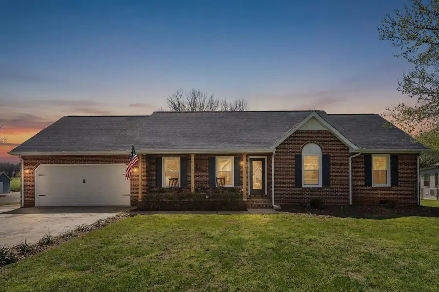 142 Summerset Pl, Estill Springs, TN 37330 - #2