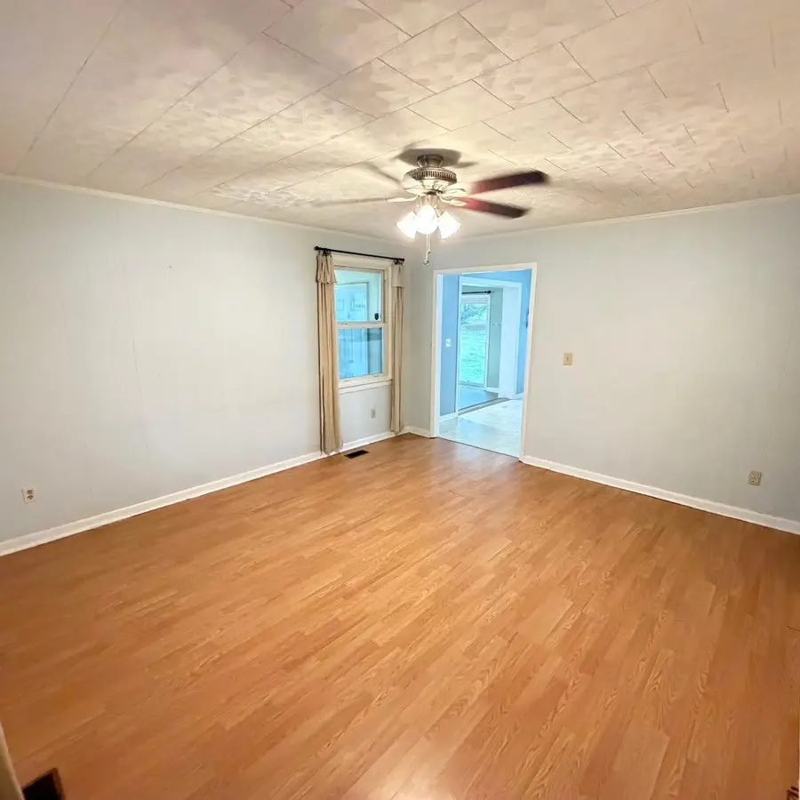 103 Dalewood Dr, Winchester, TN 37398 - #2