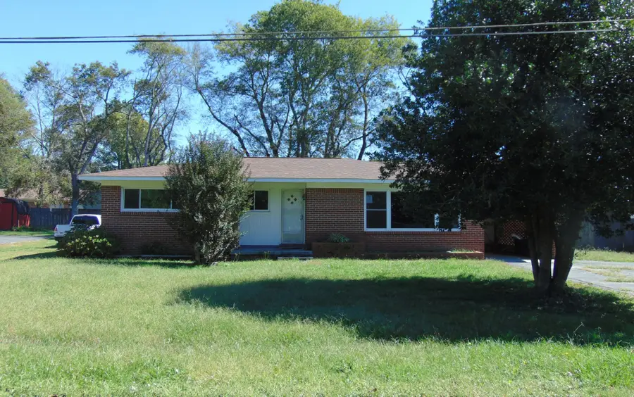 653 Fairlane Dr, Pulaski, TN 38478 - #3