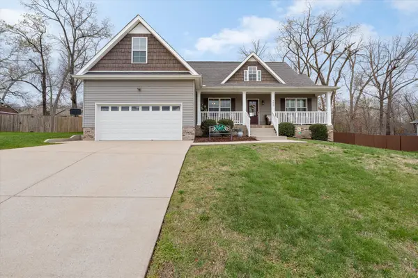 7608 Leverette Dr, Fairview, TN 37062