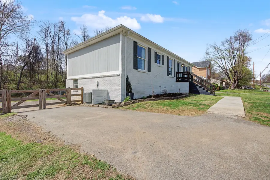 4732 Cascade Dr, Old Hickory, TN 37138 - #2