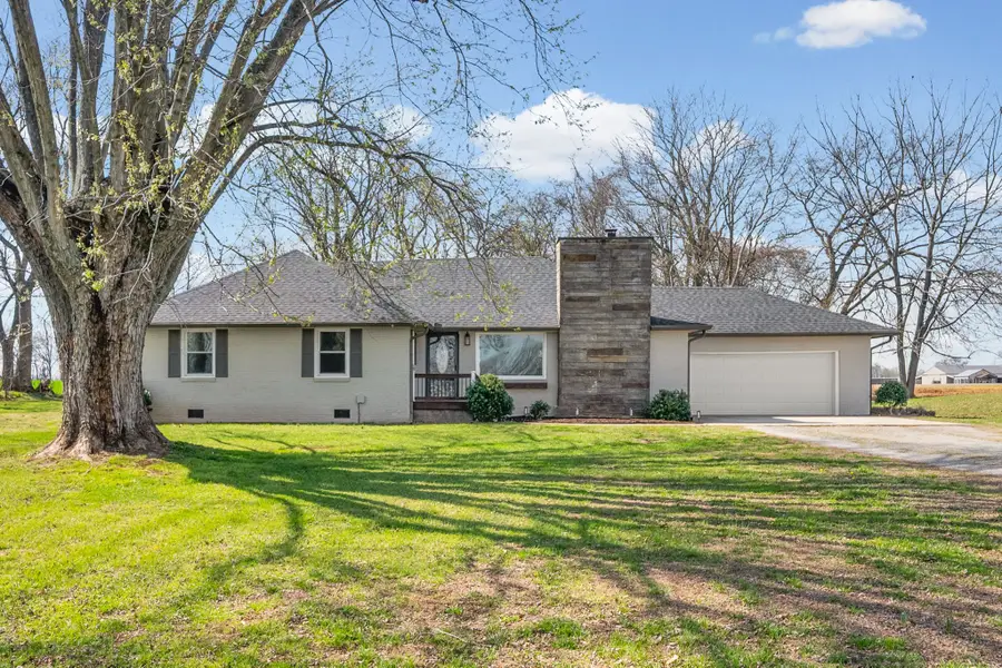 8956 Palmyra Rd, Oak Grove, KY 42262 - #2