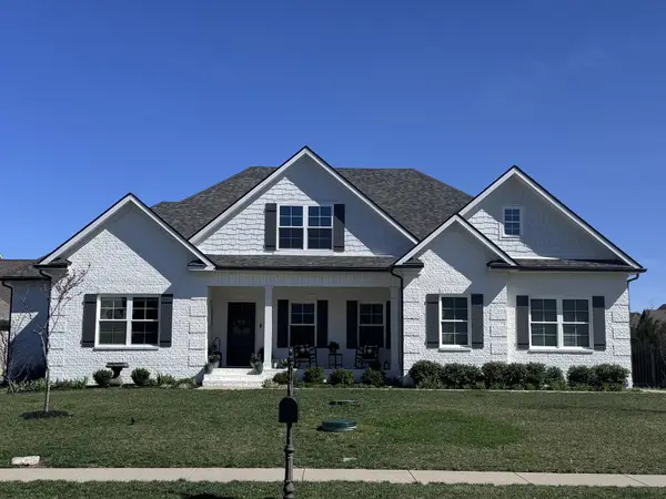 1018 Owen Layne Dr, Murfreesboro, TN 37129