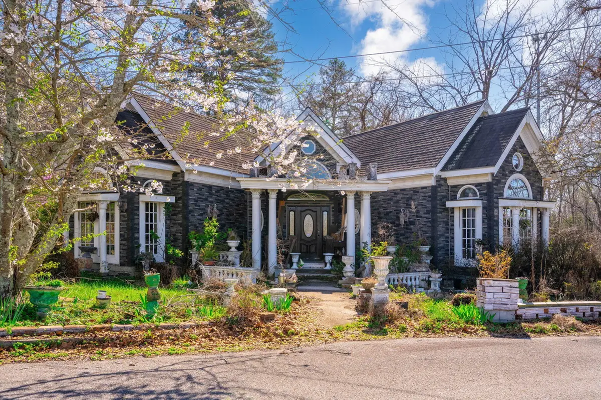 1303 Springview Drive, Chattanooga, TN 37421 - #1