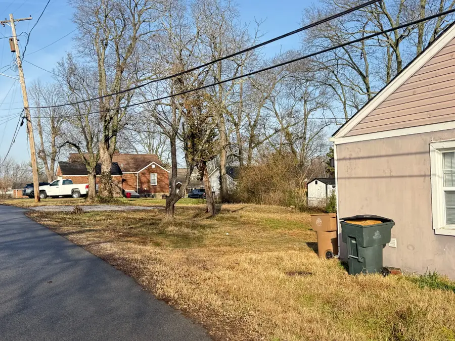 2900 Morningside Dr, Nashville, TN 37207 - #3