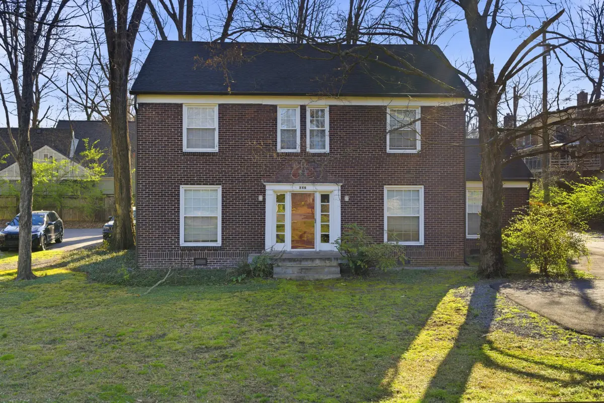 602 Bowling Ave, Nashville, TN 37215 - #1