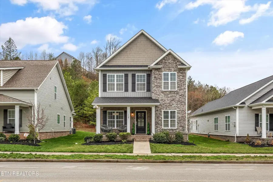 127 W Rarity Ridge Pkwy, Oak Ridge, TN 37830 - #2