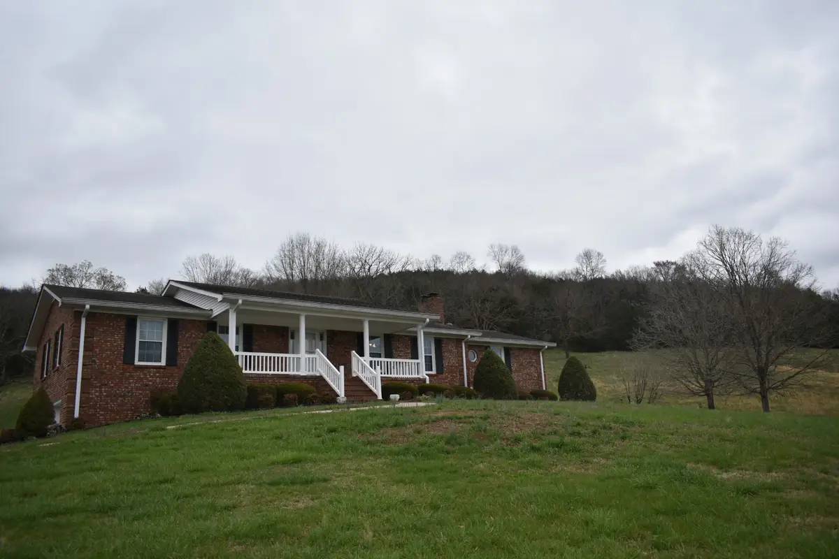 52 Plunketts Creek Cir, Carthage, TN 37030 - #1