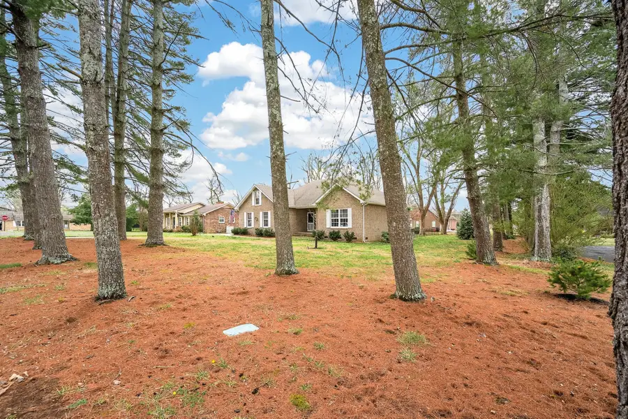 403 Timberlane Avenue, Tullahoma, TN 37388 - #2