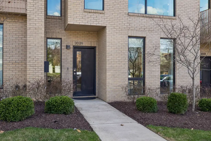 2029 Linden Ave, Nashville, TN 37212 - #2