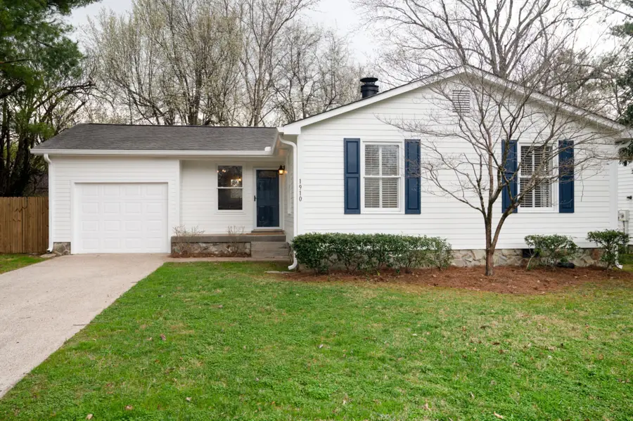 1910 Redbud Ct, Franklin, TN 37064 - #3