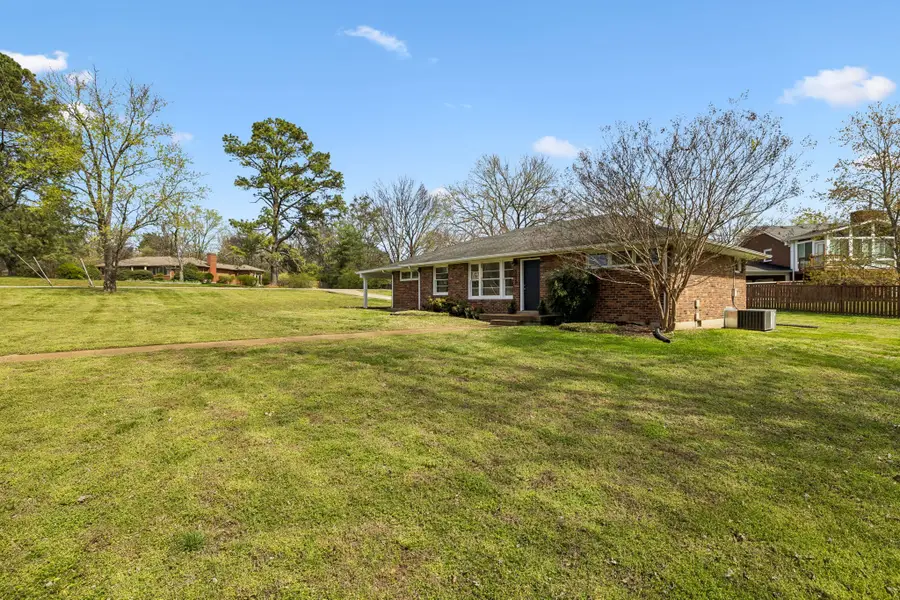 5020 Trousdale Dr, Nashville, TN 37220 - #3