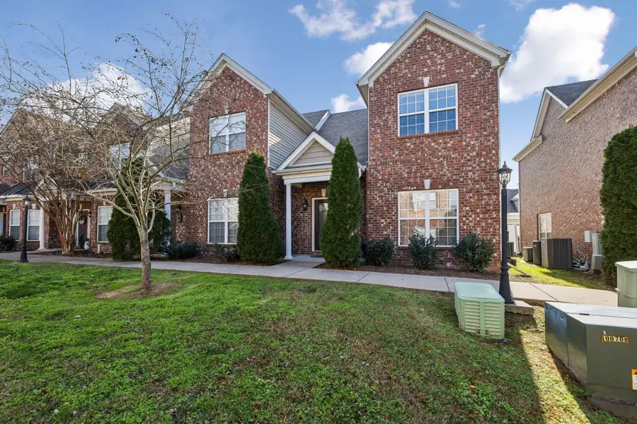 816 General Cabot Ct, Murfreesboro, TN 37129 - #2