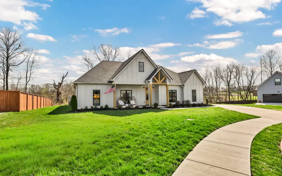 121 Denton Ct, Clarksville, TN 37043 - #2