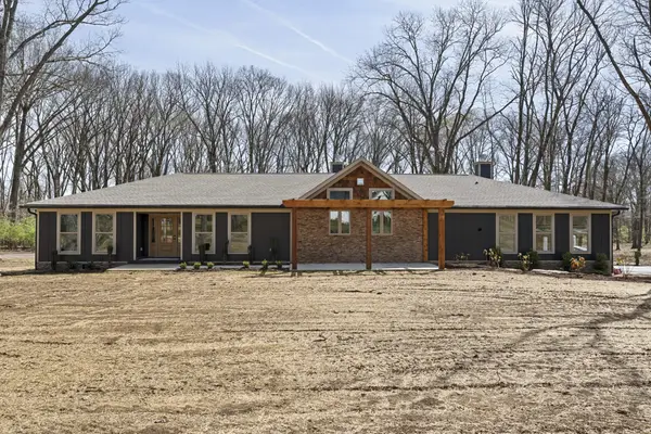 1328 Farmwood Dr, Murfreesboro, TN 37128