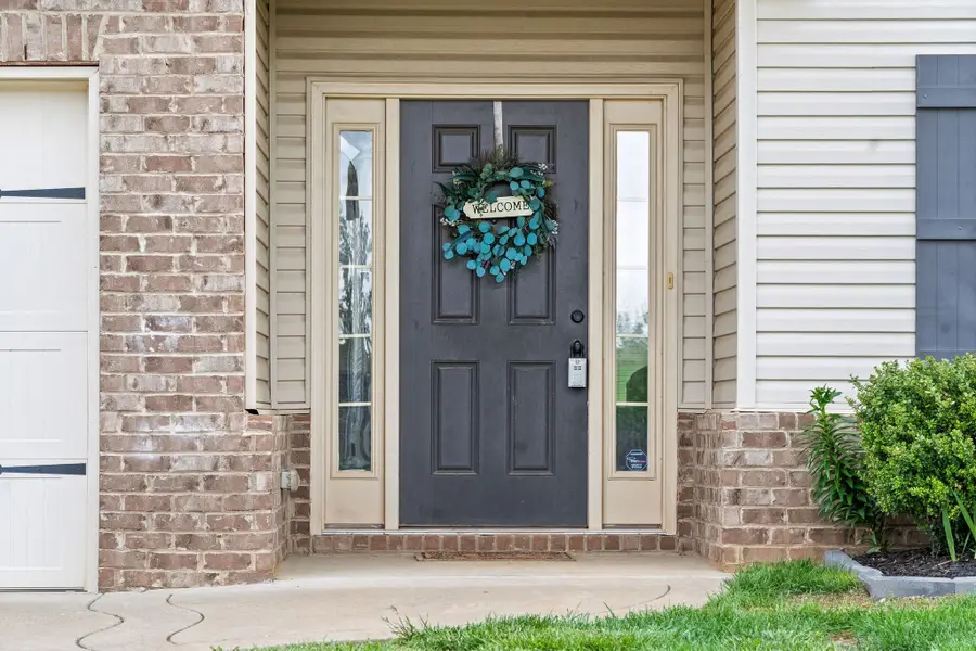 735 Sturdivant Dr, Clarksville, TN 37042 - #3