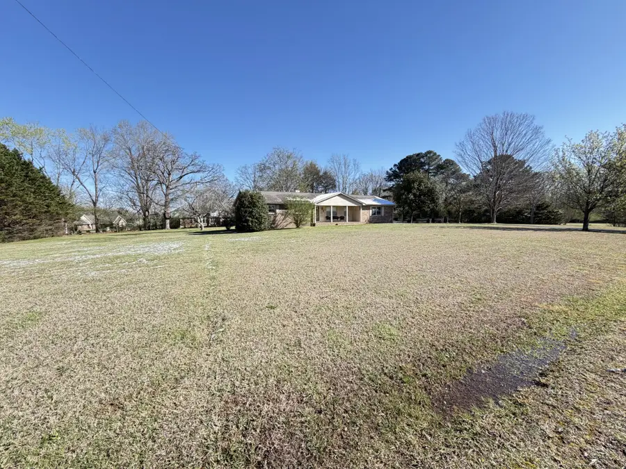 101 Royal Oak Dr, Winchester, TN 37398 - #3