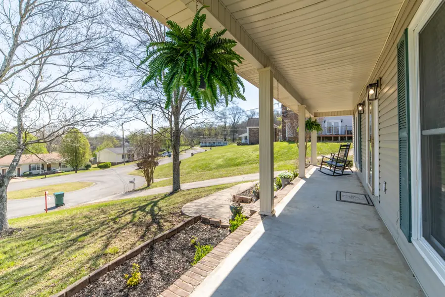 1336 Charlotte Ct, Pulaski, TN 38478 - #2