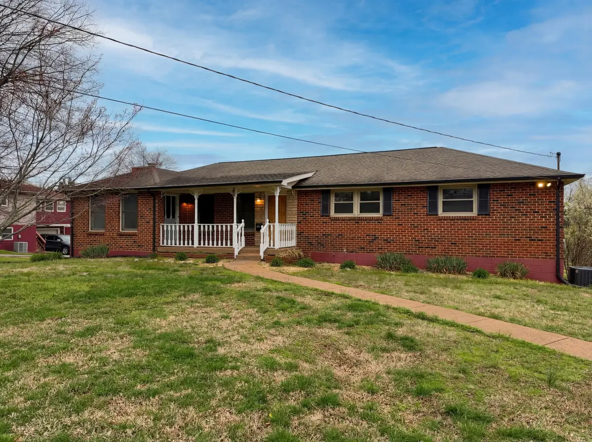 823 Apple Valley Rd, Madison, TN 37115 - #1
