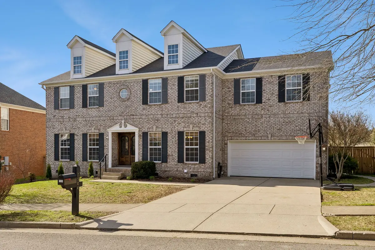 7504 Woodstream Dr, Nashville, TN 37221 - #1