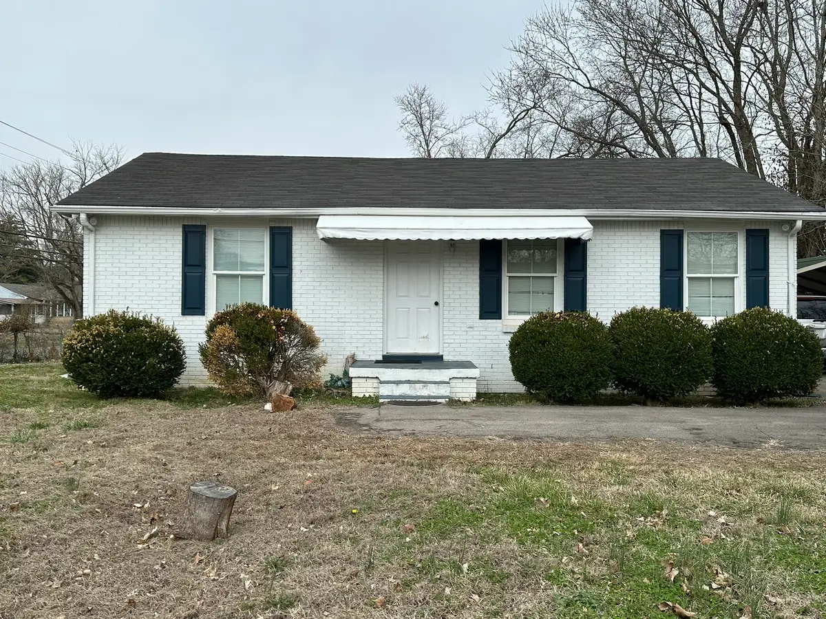 130 E St, Clarksville, TN 37042 - #1