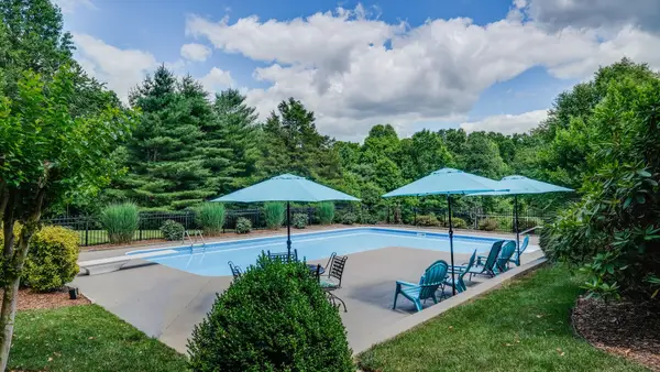 9564 Keeneland Dr, Brentwood, TN 37027