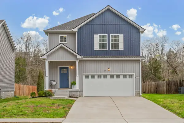 1677 Rains Rd, Clarksville, TN 37042