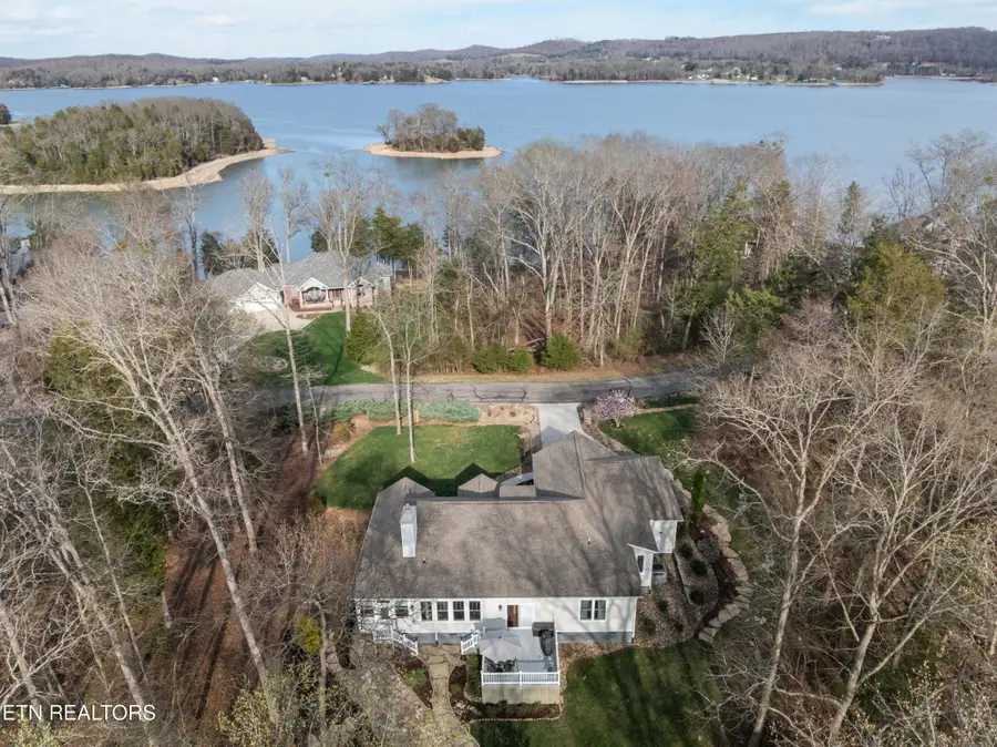 180 E Shore Drive, Rockwood, TN 37854 - #2