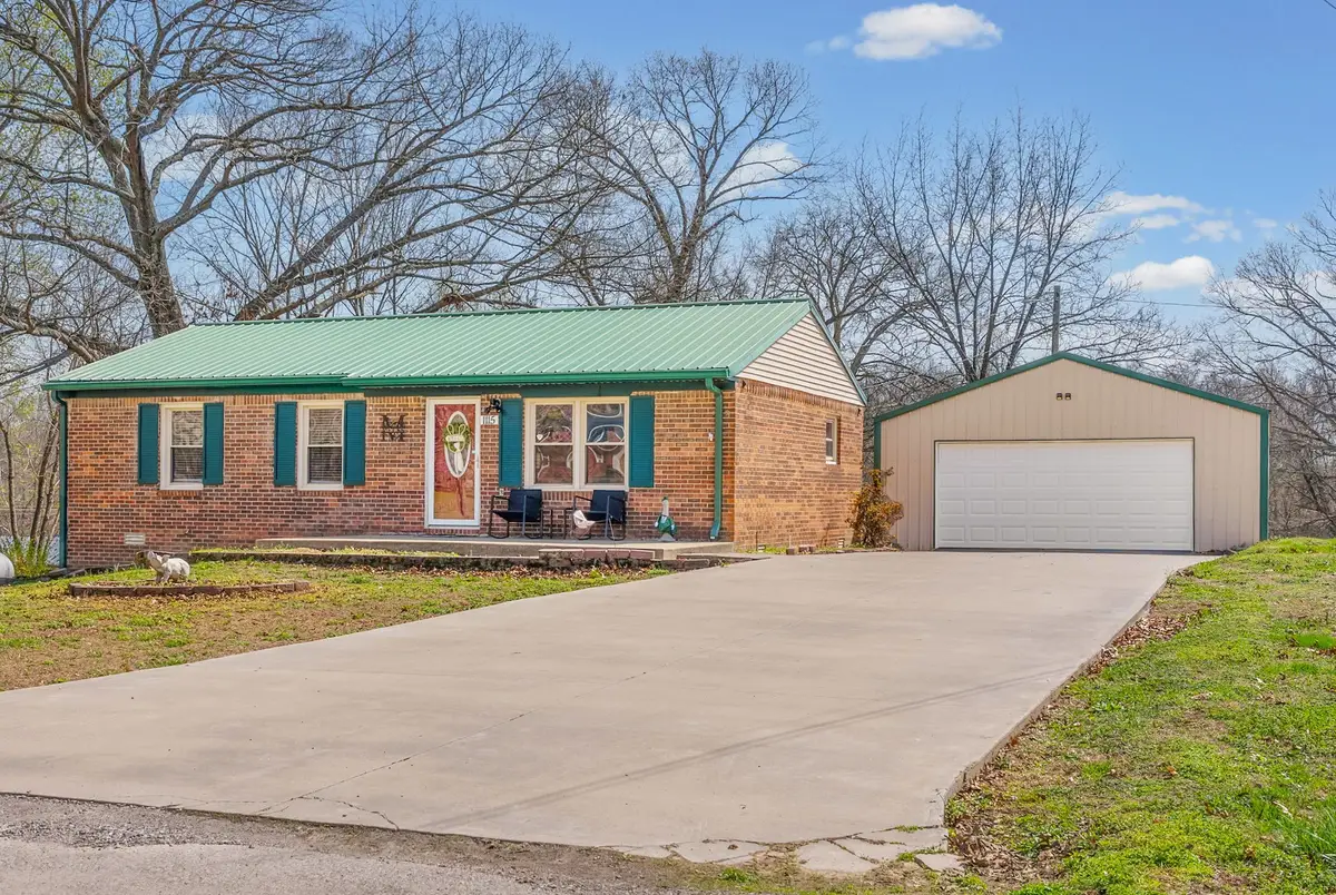 1115 Tanyard Rd S, Cadiz, KY 42211 - #1