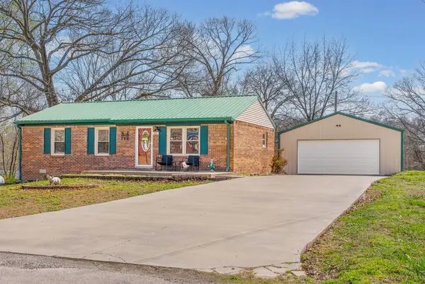 1115 Tanyard Rd S, Cadiz, KY 42211