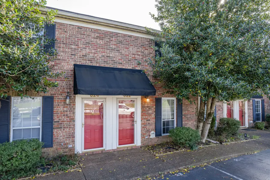 622 Calhoun St, Shelbyville, TN 37160 - #2