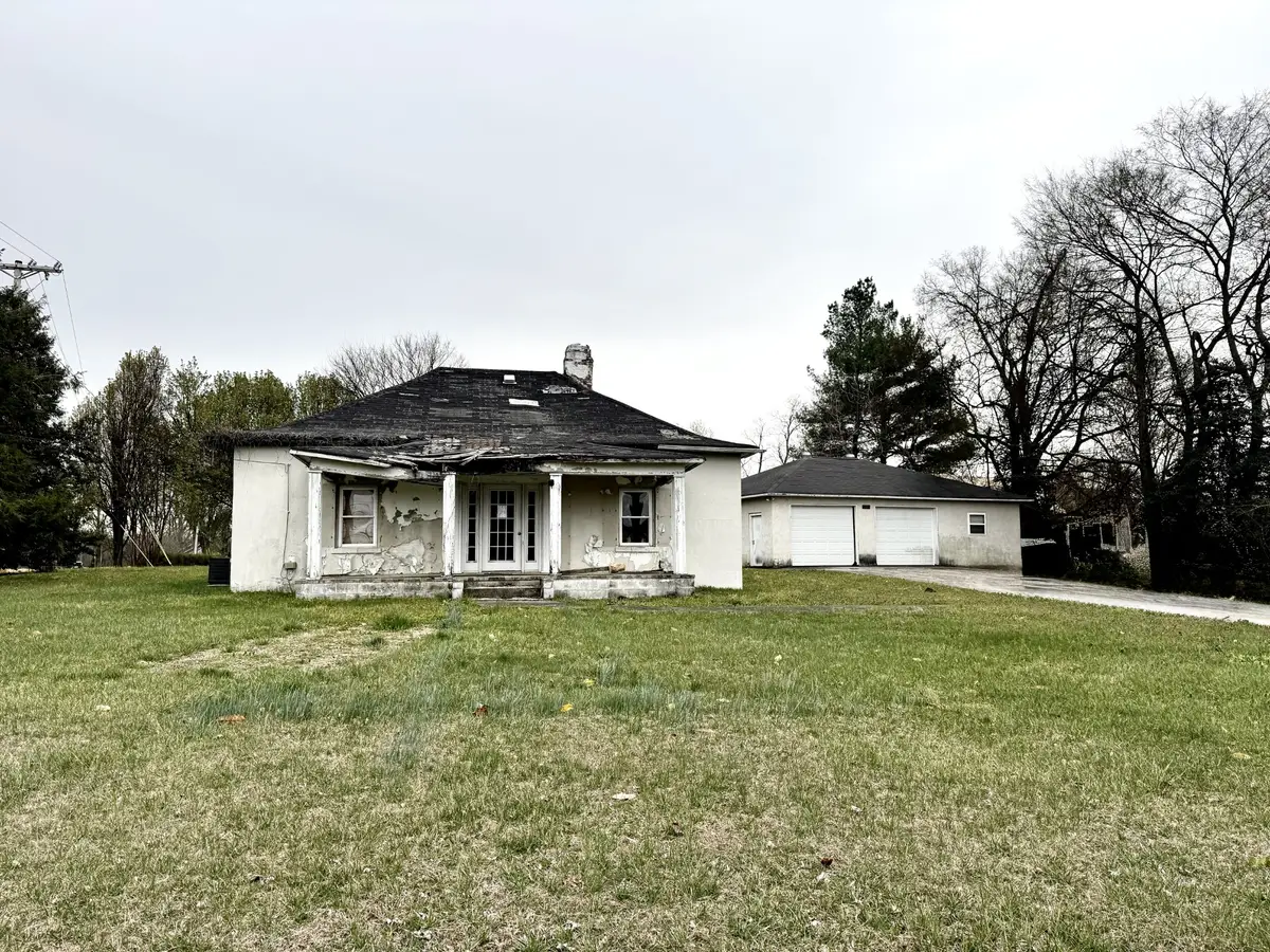 537 1st Ave N, Baxter, TN 38544 - #1