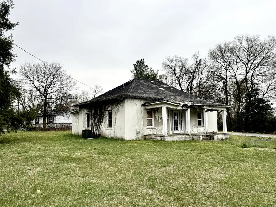 537 1st Ave N, Baxter, TN 38544 - #3