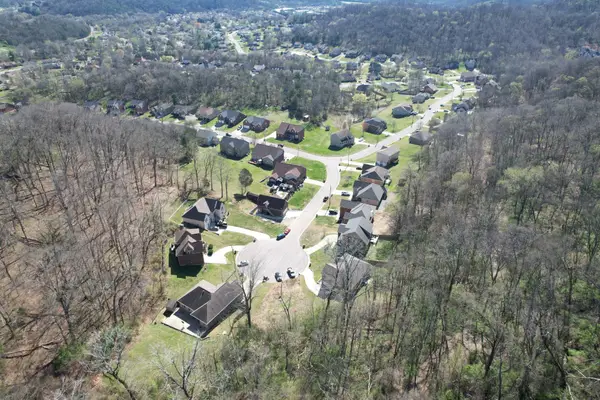 221 Indian Summer Ct, Nashville, TN 37207