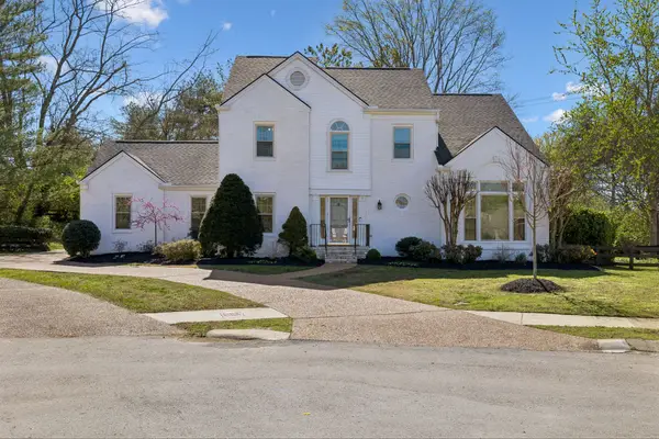 209 Eagles Glen Ct, Franklin, TN 37067