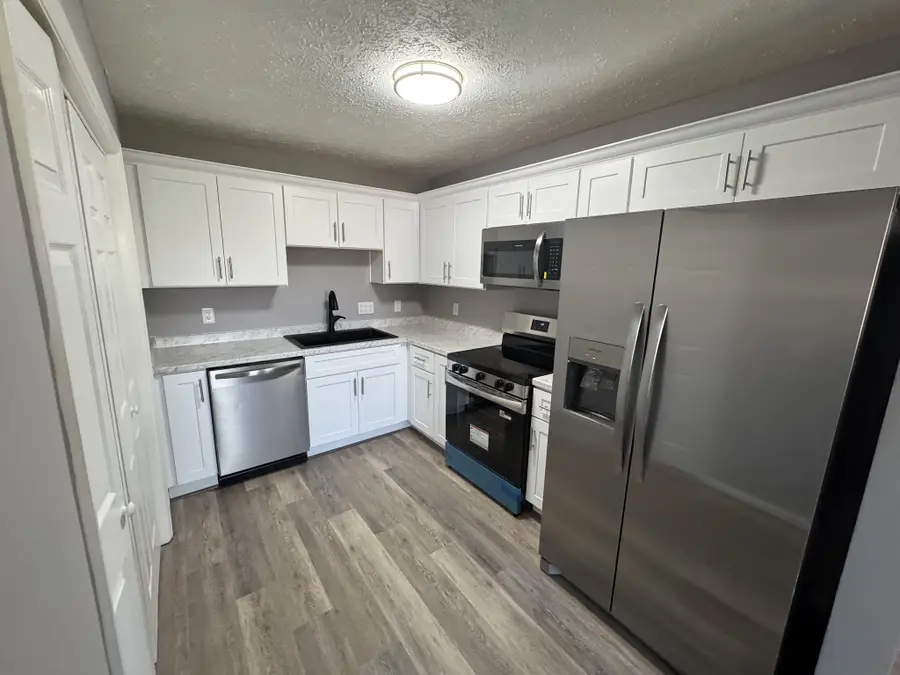 3216 Woodstock Dr, Nashville, TN 37207 - #3