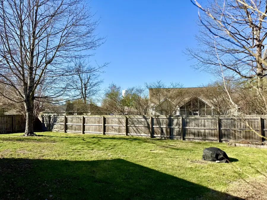 209 Dorchester Dr, White House, TN 37188 - #2