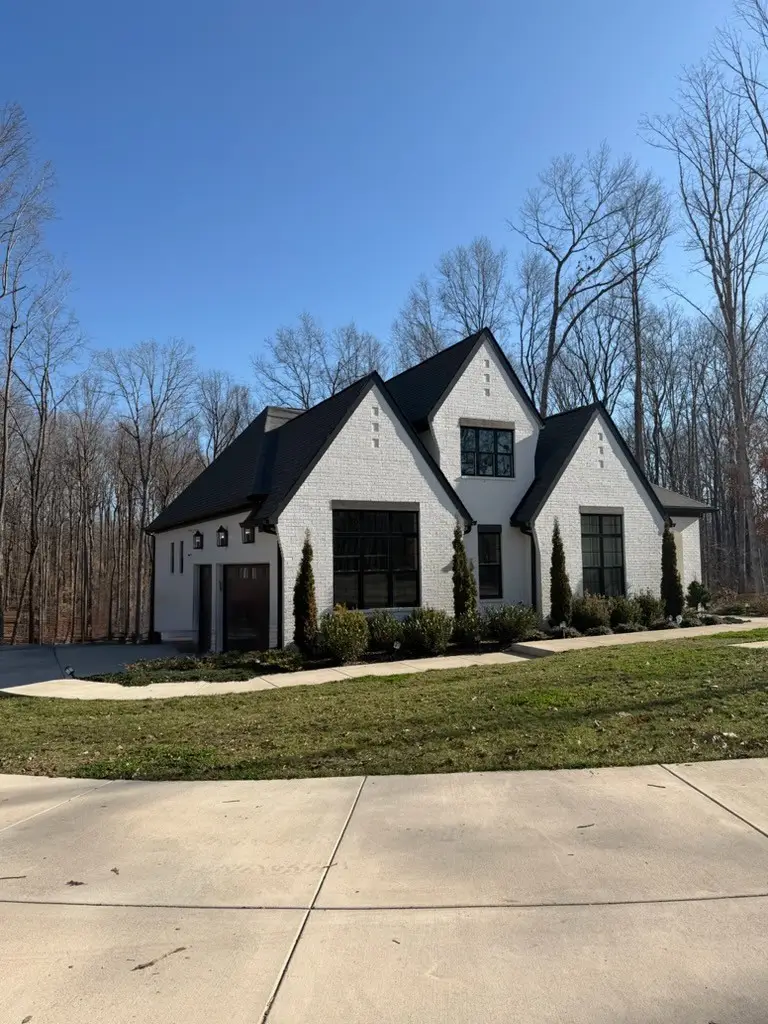 5916 Pinewood Rd, Franklin, TN 37064 - #2