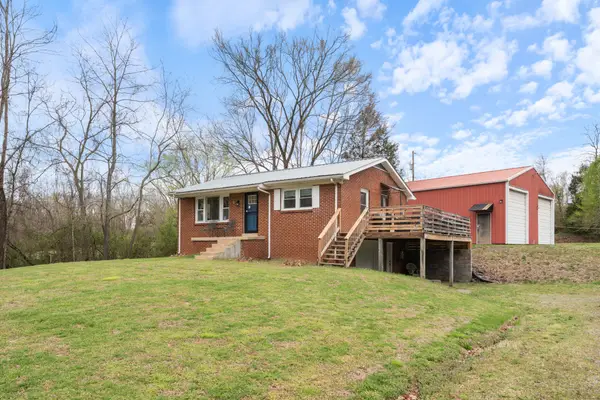 1531 Craun Hollow Rd, White Bluff, TN 37187