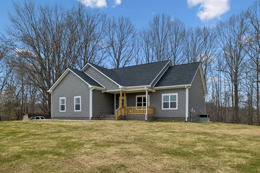 4083 Long Creek Rd, Lafayette, TN 37083 - #2